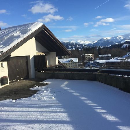 Exklusiver Souterrain - Zentral, Ruhig Mit Grosser Terrasse, Bergblick Und Privaten Sauna Zzgl Immenstadt im Allgäu Eksteriør bilde